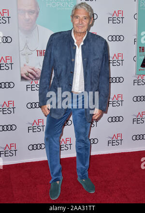 Hollywood, États-Unis. 18 Nov, 2019. HOLLYWOOD, LOS ANGELES, CALIFORNIE, USA - Le 18 novembre : Michael Nouri arrive à l'AFI FEST 2019 - Première mondiale de la "Netflix deux papes' tenue à l'IMAX Théâtre chinois de Grauman, le 18 novembre 2019 à Hollywood, Los Angeles, Californie, États-Unis. ( Photo : Agence de Presse Image/Alamy Live News Banque D'Images