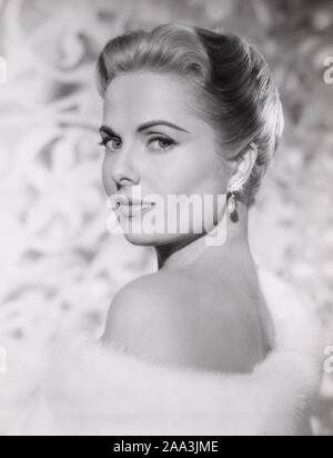 Ursula Heyer, deutsche Schauspielerin und Deutschland, Synchronsprecherin 1960 frühe er Jahre. L'actrice allemande et le doublage actrice Ursula Heyer, de l'Allemagne au début des années 60. Banque D'Images