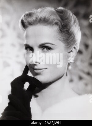 Ursula Heyer, deutsche Schauspielerin und Deutschland, Synchronsprecherin 1960 frühe er Jahre. L'actrice allemande et le doublage actrice Ursula Heyer, de l'Allemagne au début des années 60. Banque D'Images