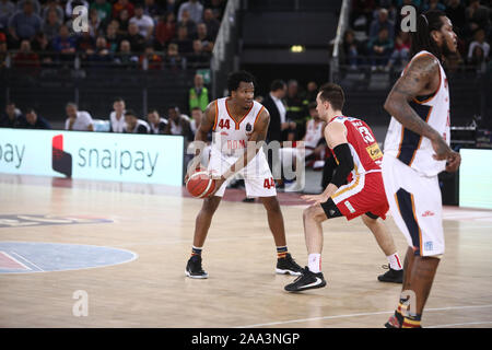 Pour le 9ème jeu de basket-ball italien de Série A1, au PalaEur Virtus Roma beat Carpegna Prosciutto Pesaro 92-83 (photo de Paolo Pizzi/Pacific Press) Banque D'Images