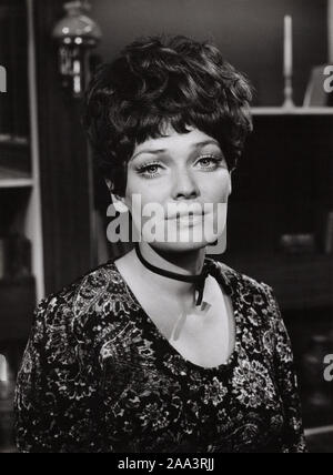 Elfi von Kalckreuth, deutsche Programmsprecherin und Autorin, Deutschland 1971. Présentateur de télévision allemande et auteur Elfi von Kalckreuth, Allemagne 1971. Banque D'Images