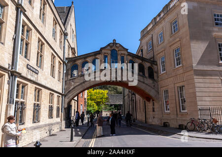 Pont des Soupirs, Skyway de la jointure de deux parties de Hertford College au New College Lane. New college Lane Oxford, Oxfordshire, England, UK Banque D'Images