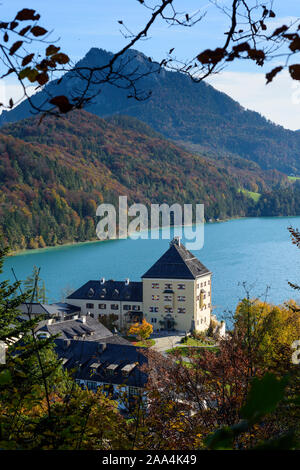 Château de Hof bei Salzburg : Schloss Fuschl, lac de Fuschlsee Salzkammergut, Salzbourg, Autriche Banque D'Images