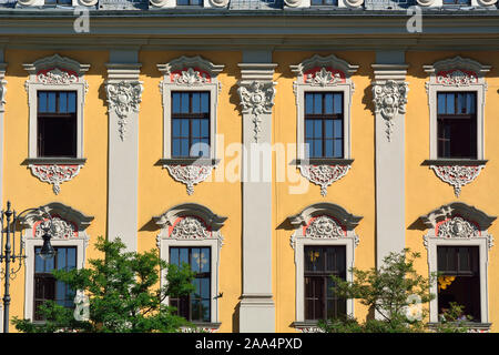 Détail d'une maison de la vieille ville de Cracovie, Site du patrimoine mondial de l'Unesco. Pologne Banque D'Images