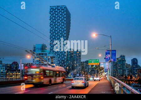 Trajet du matin, Granville Street Bridge, Vancouver, British Columbia, Canada Banque D'Images