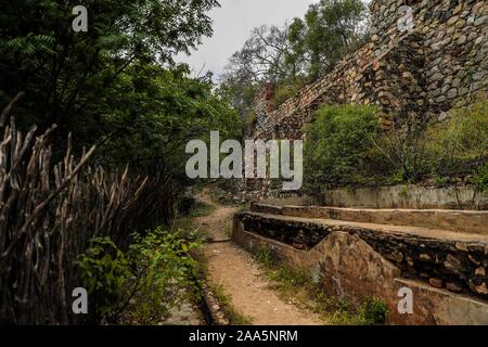 Royals de mines des Douanes, La Libertad, mine de nouvelles mines. Antiogua aammp de oro dans le La Aduana communauté dans la ville magique de Alamos Sonora, Mexique. Dans ses environs sont les Royals de Mines de la douane, la Quintera, La Nacacherán, dans le même lieu est administré par Pedro Perrón. © (© Photo : LuisGutierrez NortePhoto.com) / "Reales de Minas de la Aduana, Mina La Libertad, Minas Nuevas. Antiogua aammp de oro en la comunidad La Aduana en el Pueblo Mágico de Alamos Sonora, Mexique. En sus cercanías se hallan los Reales de Minas de la Aduana, La Quintera, La Nacacherán, en el mismo sitio la poseen don Pedro Banque D'Images