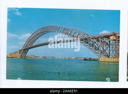 Catégories et carte postale titre commentaires entre crochets [ ] fournis par collecteur, Catherine Robinson. ; Bayonne Bridge Banque D'Images