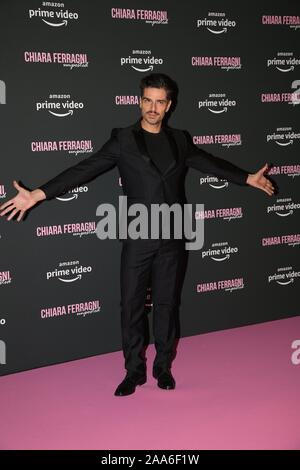 Rome, Italie. 19 Nov, 2019. Rome, l'Auditorium de la Conciliation Première de film 'Chiara Ferragni' d'écriteaux, dans l'image : Massimiliano Varrese indépendant : Crédit Photo Agency/Alamy Live News Banque D'Images