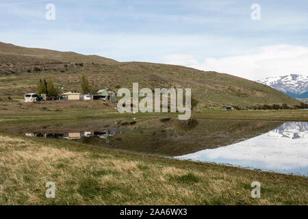 Laguna Azul, parc national Torres del Paine, en Patagonie, au Chili. Banque D'Images