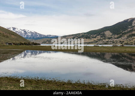 Laguna Azul, parc national Torres del Paine, en Patagonie, au Chili. Banque D'Images