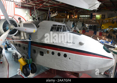 La composante 'Sandringham' flying boat, converti à partir d'un 1943 comme une spécification militaire 'Sunderland' à Solent Sky Museum, Southampton, Hampshire, Royaume-Uni Banque D'Images