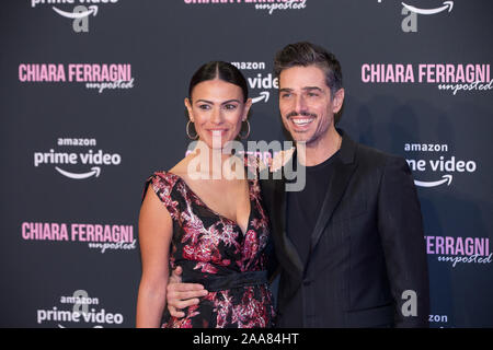 Roma, Italie. 19 Nov, 2019. Massimiliano Varrese et Valentina Melis tapis rouge à l'Auditorium Conciliazione à Rome du documentaire 'Chiara Ferragni - non reportées" (photo de Matteo Nardone/Pacific Press) Credit : Pacific Press Agency/Alamy Live News Banque D'Images