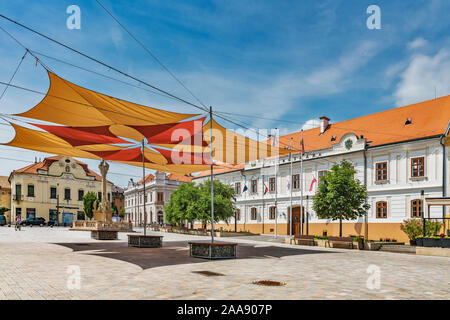 L'hôtel de ville (Varoshaza) a été construit en 1769 selon les plans de Christoph Hofstaedter, Keszthely, Zala County, Western Transdanubia, Hongrie, Europe Banque D'Images