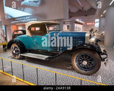 Le Roadster 1927 Salle V&A à l'exposition 'Voitures accélérer le monde moderne. Banque D'Images