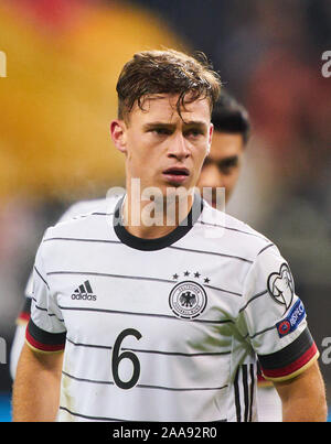 Francfort, Allemagne. 19 Nov, 2019. 2020 Germany-North EURO QUALI, Irlande, Francfort, 19 nov., 2019. Joshua KIMMICH, DFB 6 demi-taille, portrait, ALLEMAGNE - IRLANDE DU NORD 6-1 Important : DFB règlement interdit toute utilisation des photographies comme des séquences d'images et/ou quasi-vidéo. Qualification pour les Championnats d'Europe, EM Saison 2019/2020 Quali, 2020, le 19 novembre 2019 à Francfort, Allemagne. Crédit : Peter Schatz/Alamy Live News Banque D'Images