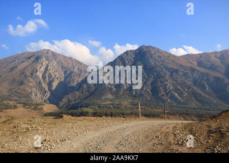 Montagnes du Tian Shan de l'Ouest dans le parc National Ugam-Chatkal Banque D'Images