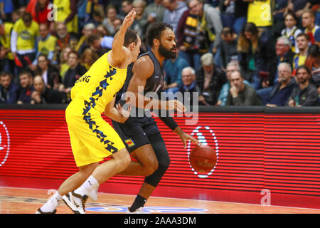 Oldenburg, en Italie. 20 Nov, 2019. James 1 blackmonduring EWE Baskets Oldenburg vs Aquila trente, le basket-ball Championnat EuroCup à Oldenburg, Allemagne, 20 novembre 2019 - LPS/Michele Morrone Crédit : Michele Morrone/fil LPS/ZUMA/Alamy Live News Banque D'Images