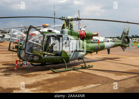 FAIRFORD / Royaume-uni - Juillet 13, 2018 : l'armée britannique Aerospatiale (Westland) SA-341B hélicoptère Gazelle AH1 affichage statique à RIAT Royal International Banque D'Images