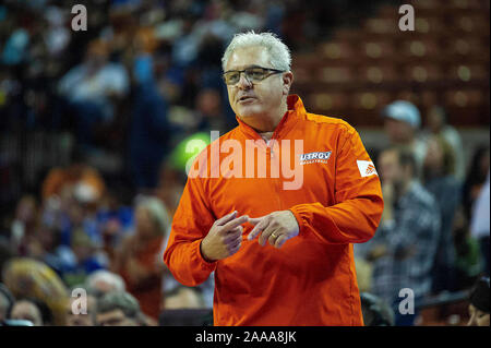 20 novembre 2019 : l'entraîneur-chef UTRGV Lane Seigneur en action au cours de la Basket-ball match contre Texas à la Frank Erwin Center à Austin, TX. Mario Cantu/CSM Banque D'Images