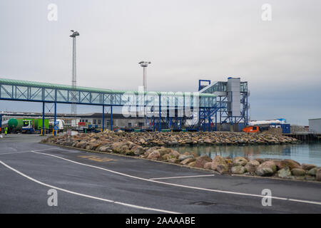 Hirtshals, Danemark, 20 Novembre 2019 : Le Port de la compagnie Colorline et l'arrivée des ferries au Danemark Banque D'Images