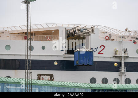 Hirtshals, Danemark, 20 Novembre 2019 : Le Port de la compagnie Colorline et l'arrivée des ferries au Danemark Banque D'Images