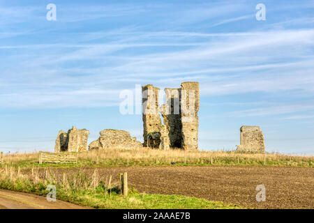 Les ruines de l'église médiévale de St Mary ou St James à Bawsey, près de King's Lynn, Norfolk. Connu localement comme Bawsey ruines. Banque D'Images