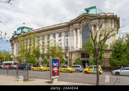 Sofia, Bulgarie- 30 avril 2015 : Vue de l'Université Saint Kliment Okhridski de Sofia. La plus ancienne institution d'enseignement supérieur en Bulgarie. Banque D'Images