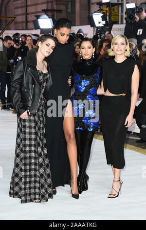 Londres, Royaume-Uni. 20 novembre 2019 : Kristen Stewart, Ella Balinska, Naomi Scott et Elizabeth Banks arrivant pour la 'Charlie's Angels' première au Curzon Mayfair, Londres. Photo : Steve Sav/Featureflash Banque D'Images