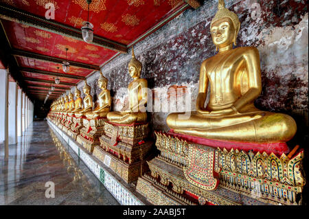 Wat Suthat Thep Wararam (Temple), Bangkok Banque D'Images