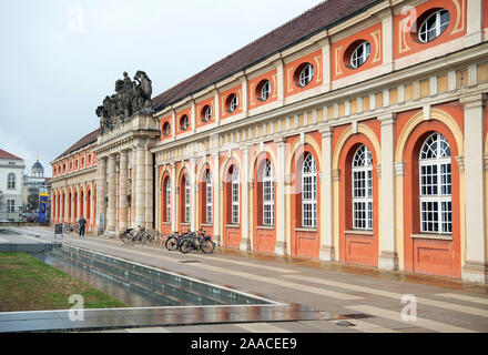 Potsdam, Allemagne. 06 Nov, 2019. Le Musée du Film de Potsdam est situé dans la ville de Potsdam du Marstall Palace. Elle a été fondée en 1981 sous le nom de 'Filmmuseum der DDR". Depuis 1990 'Filmmuseum Potsdam'. Credit : Soeren Stache/dpa-Zentralbild/ZB/dpa/Alamy Live News Banque D'Images