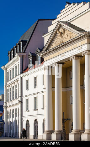 Place du Théâtre - Saints Albert et Andrew's Church, Varsovie communautés de créateurs temple. Façade, Warszawa, Pologne Banque D'Images