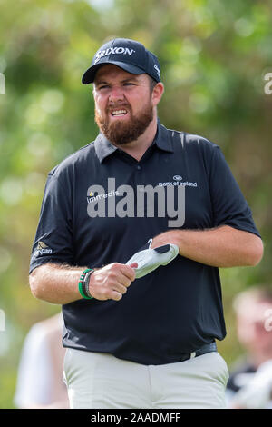 Dubaï, Émirats arabes unis. 21 Nov, 2019. Shane Lowry de l'Irlande à la ronde 1 au cours de la DP World Tour Championship à Jumeirah Golf Estates, Dubai, Émirats arabes unis le 21 novembre 2019. Photo de Grant l'hiver. Usage éditorial uniquement, licence requise pour un usage commercial. Aucune utilisation de pari, de jeux ou d'un seul club/ligue/dvd publications. Credit : UK Sports Photos Ltd/Alamy Live News Banque D'Images