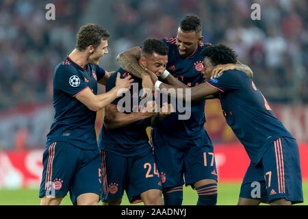 Le Pirée, Grèce - 22 octobre 2019 : Les joueurs du Bayern célébrer au cours de l'UEFA Champions League match entre l'Olympiakos vs Bayern à Georgios Karaisk Banque D'Images