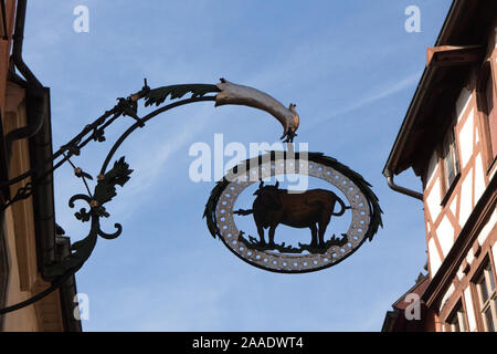 Enseigne en fer Wought dans Rothenberg ob der Tauber, Franconia, Bavaria, Germany Banque D'Images