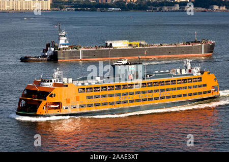 Le Staten Island Ferry est un des derniers vestiges de l'ensemble d'un système de ferry à New York City Banque D'Images