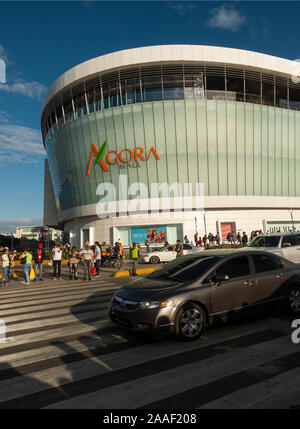 Centre commercial Agora Mall à Saint-Domingue, République dominicaine Banque D'Images