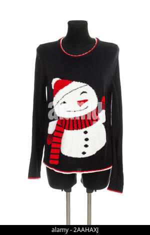 Funny christmas sweater avec un bonhomme de neige sur un fond blanc Banque D'Images
