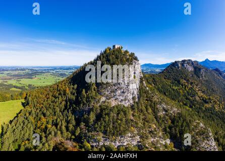 Vue de la colline du château, les ruines du château de Falkenstein environs, près de Pfronten, Ostallgau, Allgau, vue aérienne, souabe, Bavière, Allemagne Banque D'Images