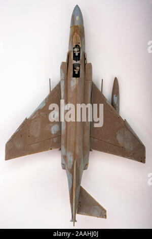 1/72 AIRFIX maquette F4 Phantom trouvés dans le grenier Banque D'Images