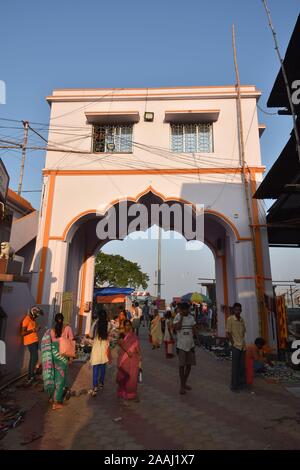 Domaine de Kalibari les rives du Gange à Uluberia, dans l'ouest du Bengale, en Inde. Banque D'Images