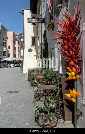 Le petit village de Rattenberg, la plus petite localité de Tyrol en termes de surface, est connue comme la "ville de verre du Tyrol". Banque D'Images