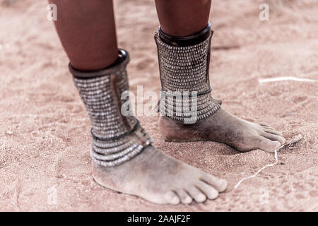 Les pieds de Himba Banque D'Images