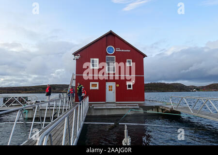 Près de l'élevage du saumon, la Norvège Bronnoysund Banque D'Images