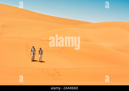 Erg Chigaga dunes de sable, désert du Sahara. Maroc Banque D'Images