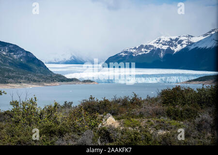 Le glacier Perito Moreno, le Parc National Los Glacieres, Argentine.