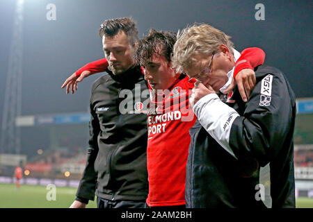 HELMOND, 22-11-2019 , KeukenKampioen Divisie néerlandaise 2019-2020. Helmond Sport - NEC. Helmond Sport Brusselers Bodi joueur blessé Banque D'Images