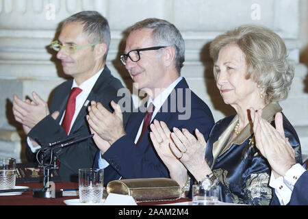 Madrid, Madrid, Espagne. 22 Nov, 2019. L'ancienne reine Sofia assiste à la 28e édition de la Reina Sofia à Prix de poésie ibéro-américain le 22 novembre 2019 à Madrid, Espagne Joan Margarit .j'Consarnau reçoit le Prix de poésie ibéroaméricaine Reina Sofia 2019 Crédit : Jack Abuin/ZUMA/Alamy Fil Live News Banque D'Images