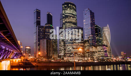 Ville de Moscou - Moscow International Centre d'affaires de nuit, Russie Banque D'Images