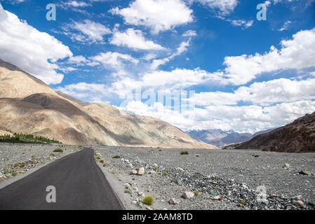 Paysage dans le nord du Ladakh, Inde Banque D'Images