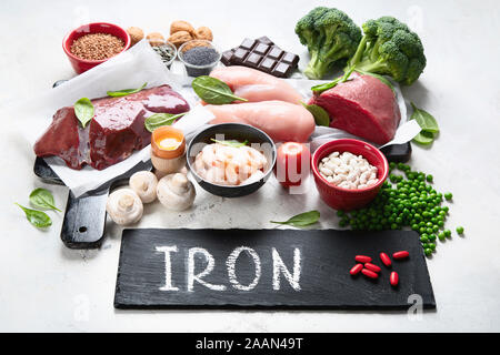 Les aliments riches en fer pour l'hémoglobine et stimule la production de globules rouges. Pour des aliments grossesse en santé. Banque D'Images